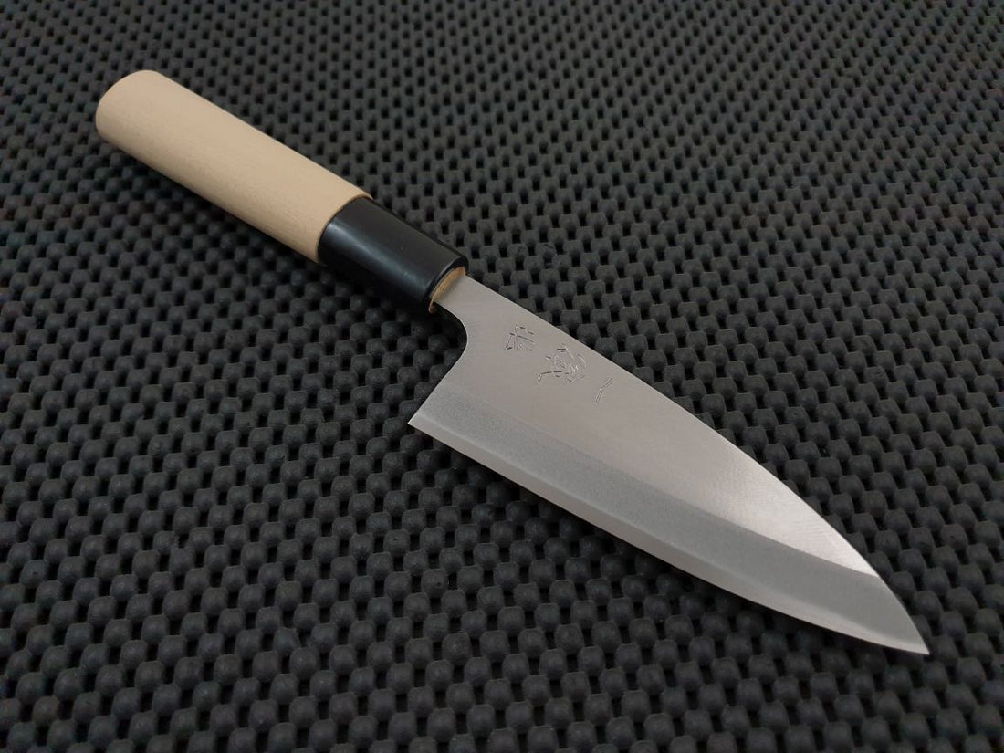 Ajikiri Ko Deba Knife