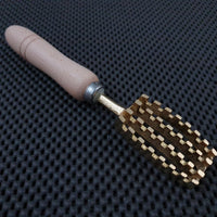 Tsuri Brass Fish Scaler