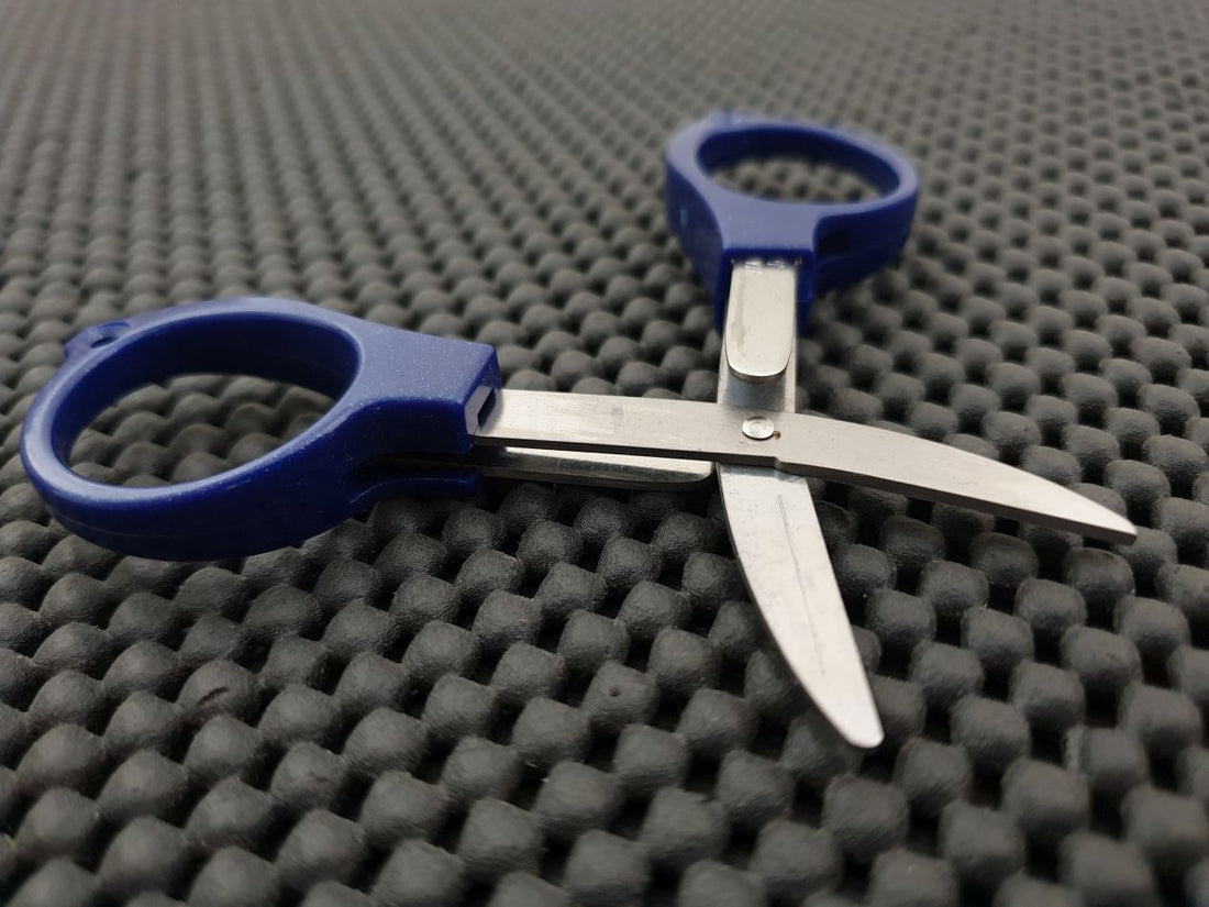 Yoshida Megane Japan | Folding Shears