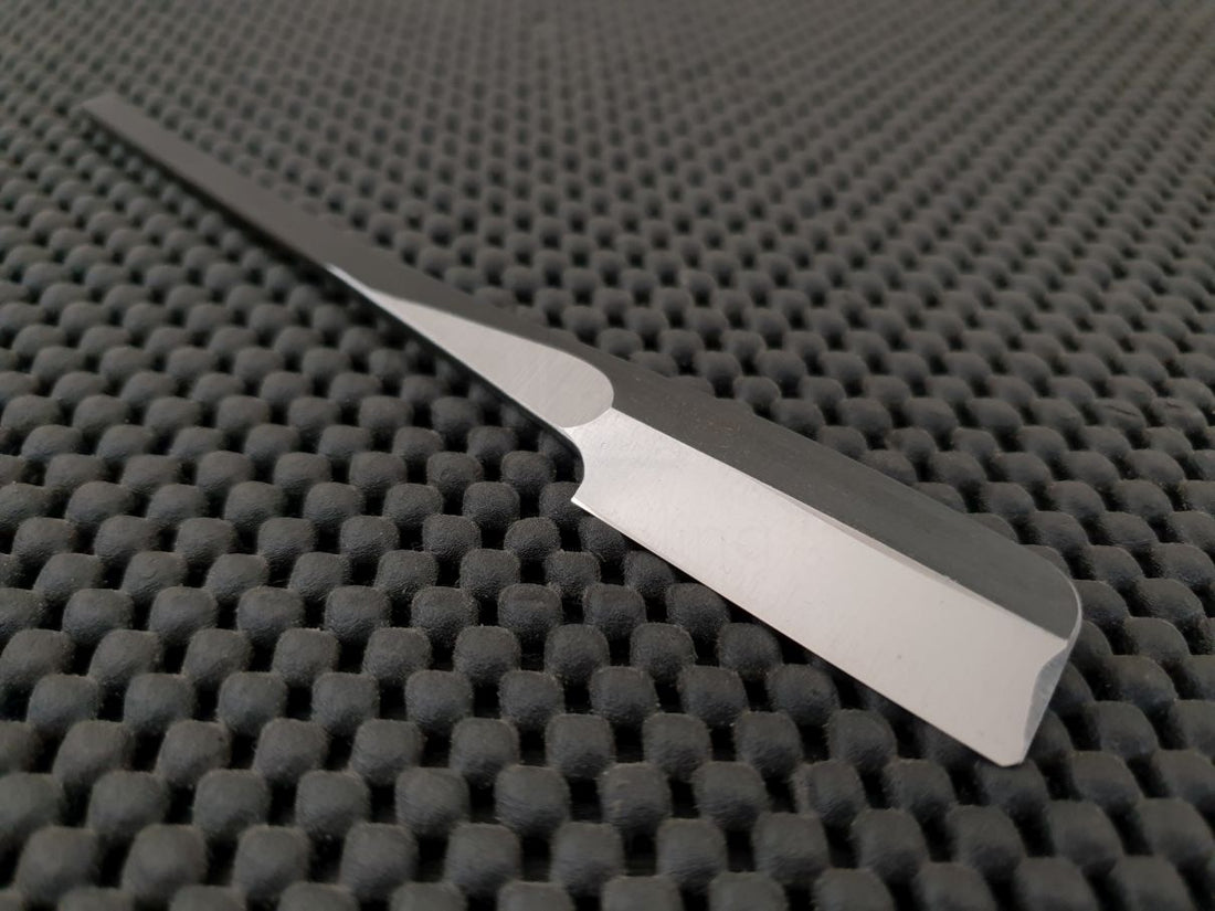 Iwasaki Kamisori Japanese Straight Razor