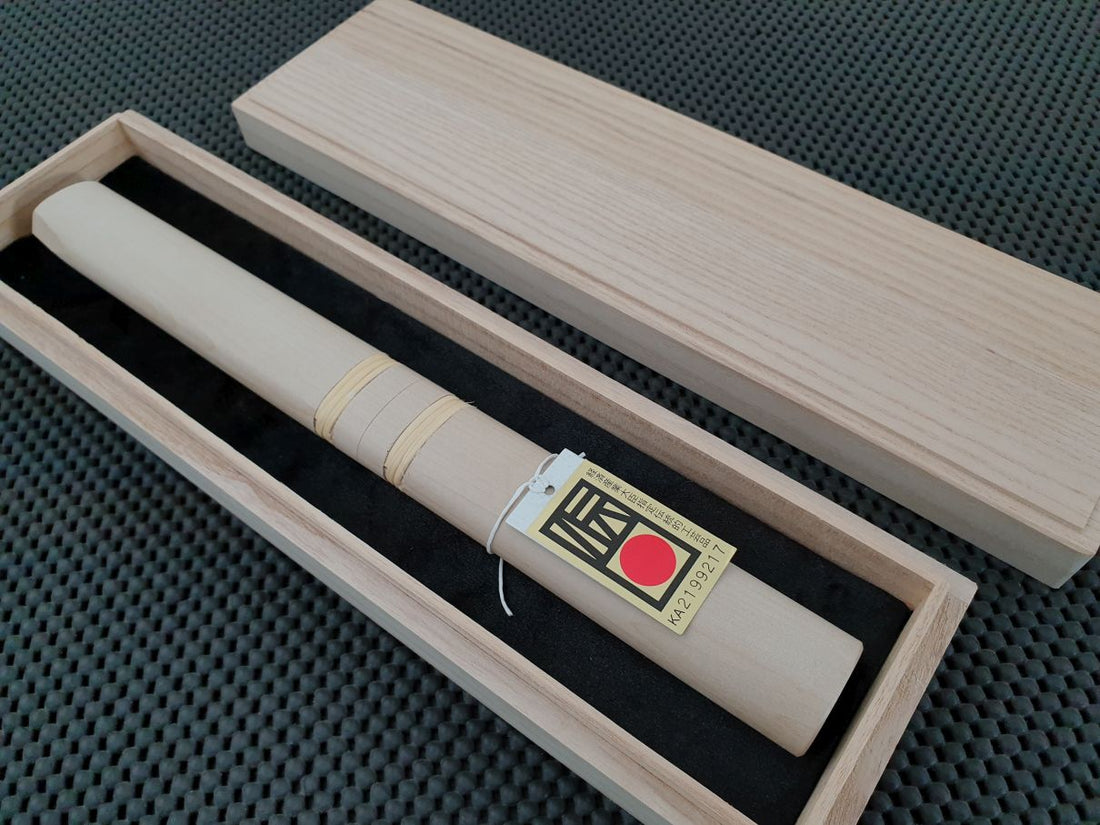 Iwasaki Kuri Kogatana