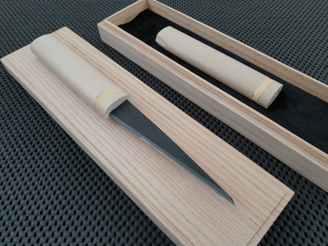 Iwasaki Kuri Kogatana