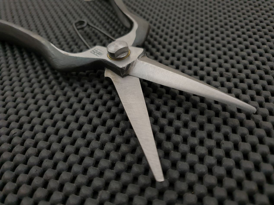 Morihei Japan Gardening Tools Secateurs