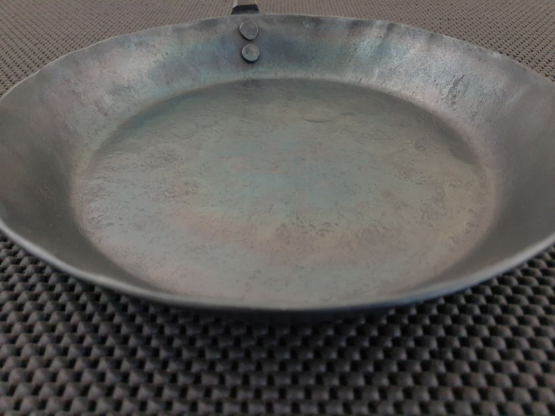 Kazuyoshi Akita Kanatoko Hand Forged Frying Pan