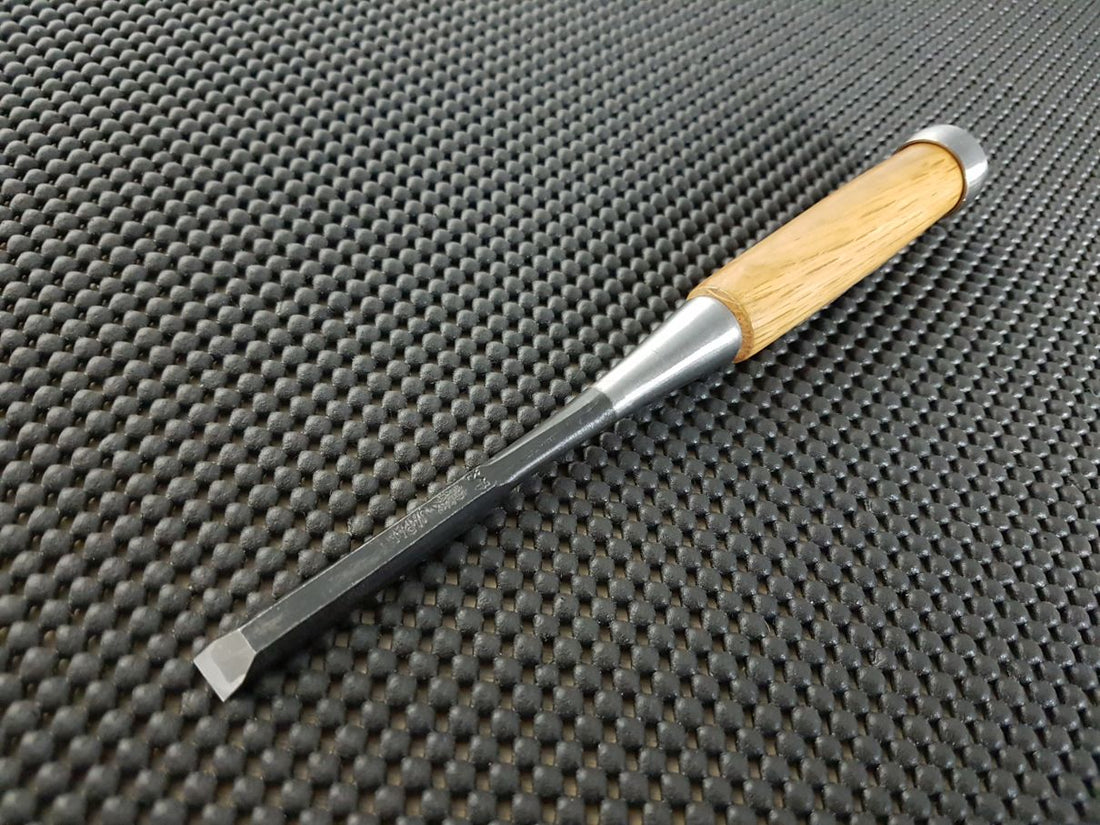 Shirogami Oire Nomi - Premium Japanese Chisel _Woodworking Tools & Kitchen Knives Made In Japan