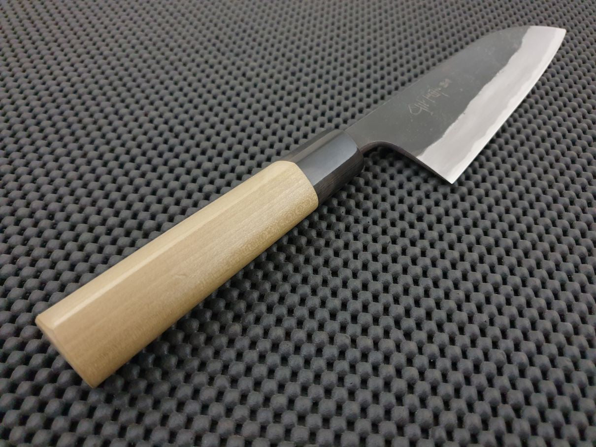 http://protooling.com.au/cdn/shop/products/ShigefusaSantokuKnife_003.jpg?v=1619912092