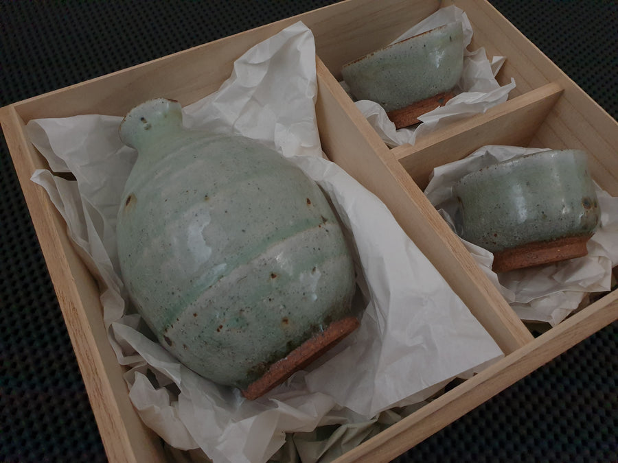 Komon Japan | Ceramic Sake Set