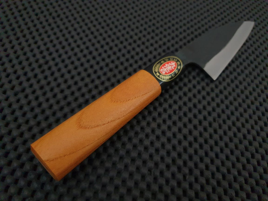 Kyusakichi Carbon Ajikiri Knife