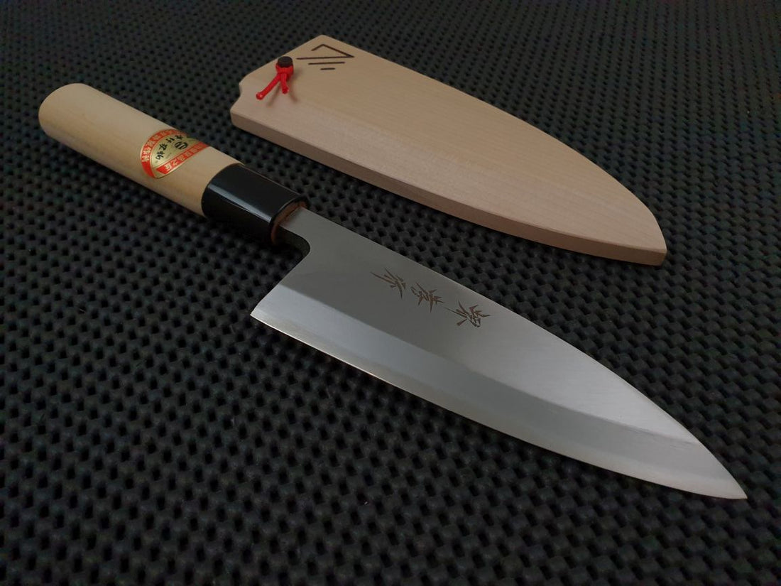 Sakai Takayuki 150 Deba Fish Knife