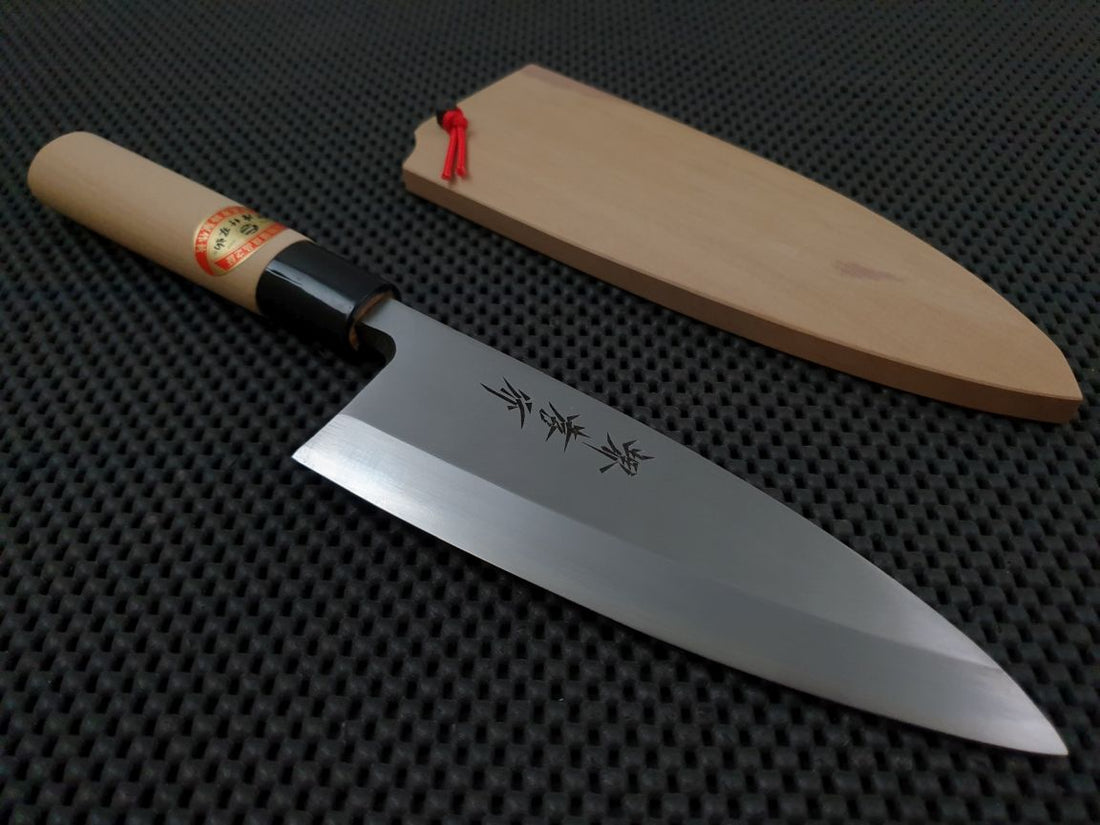 Takayuki 165 Deba Knife Carbon Steel