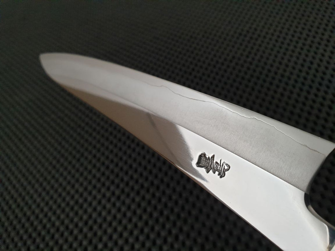 Kurotori Ginsan Sujihiki Hocho