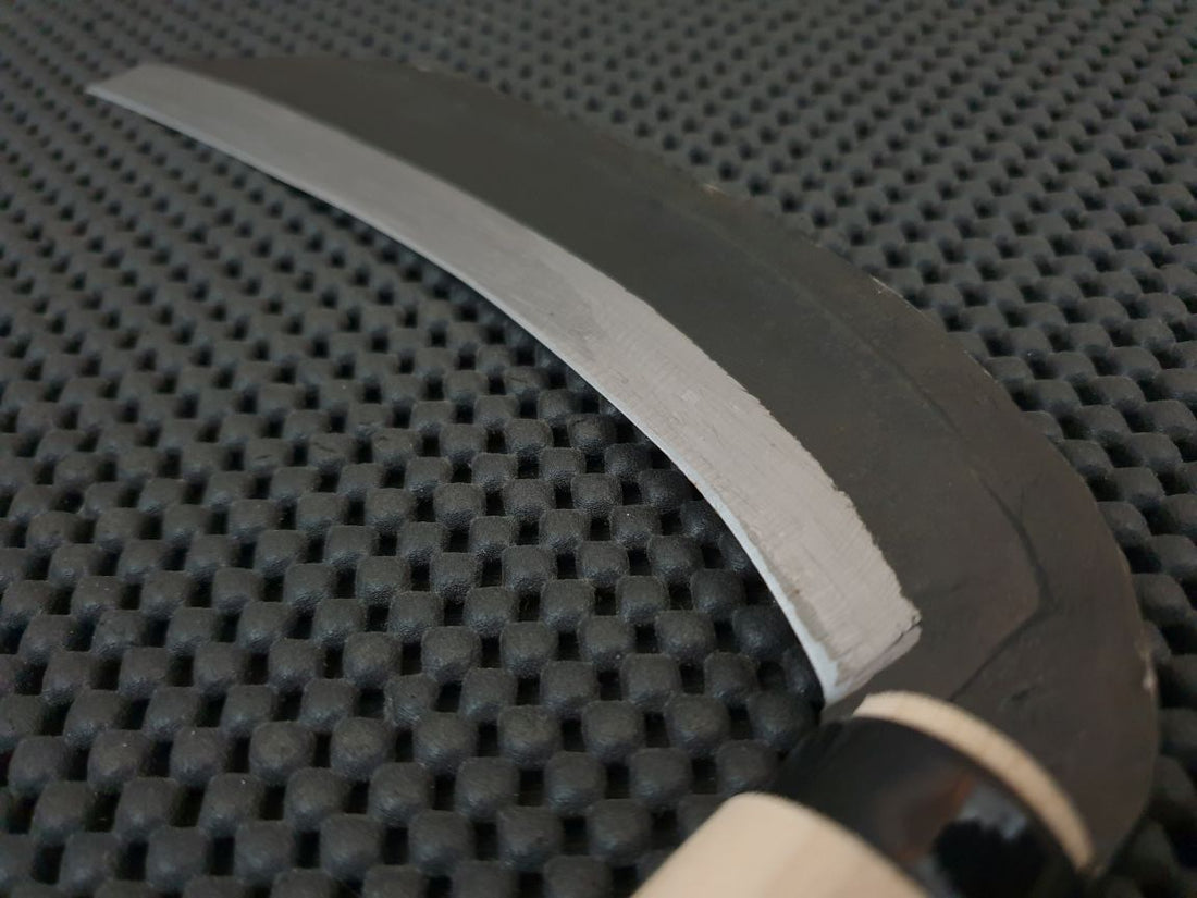 Okada Hand Forged Grasshook