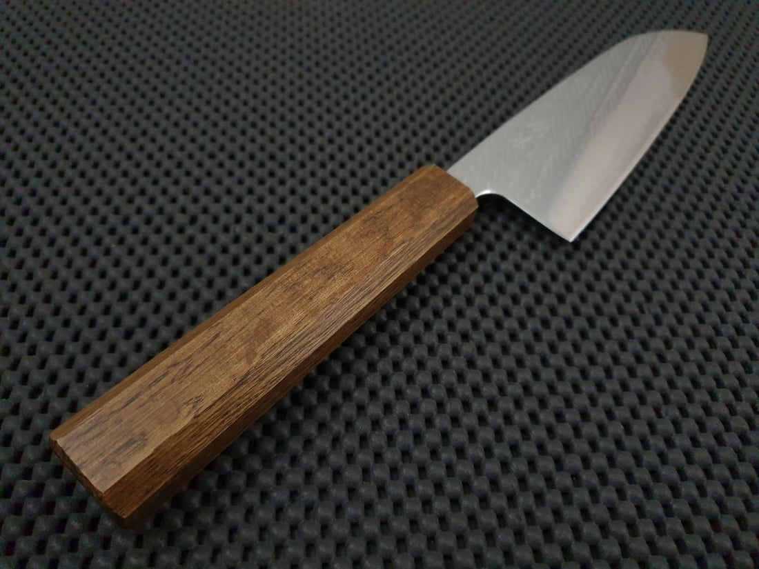 OUL Ginsan Nawame Santoku KNife