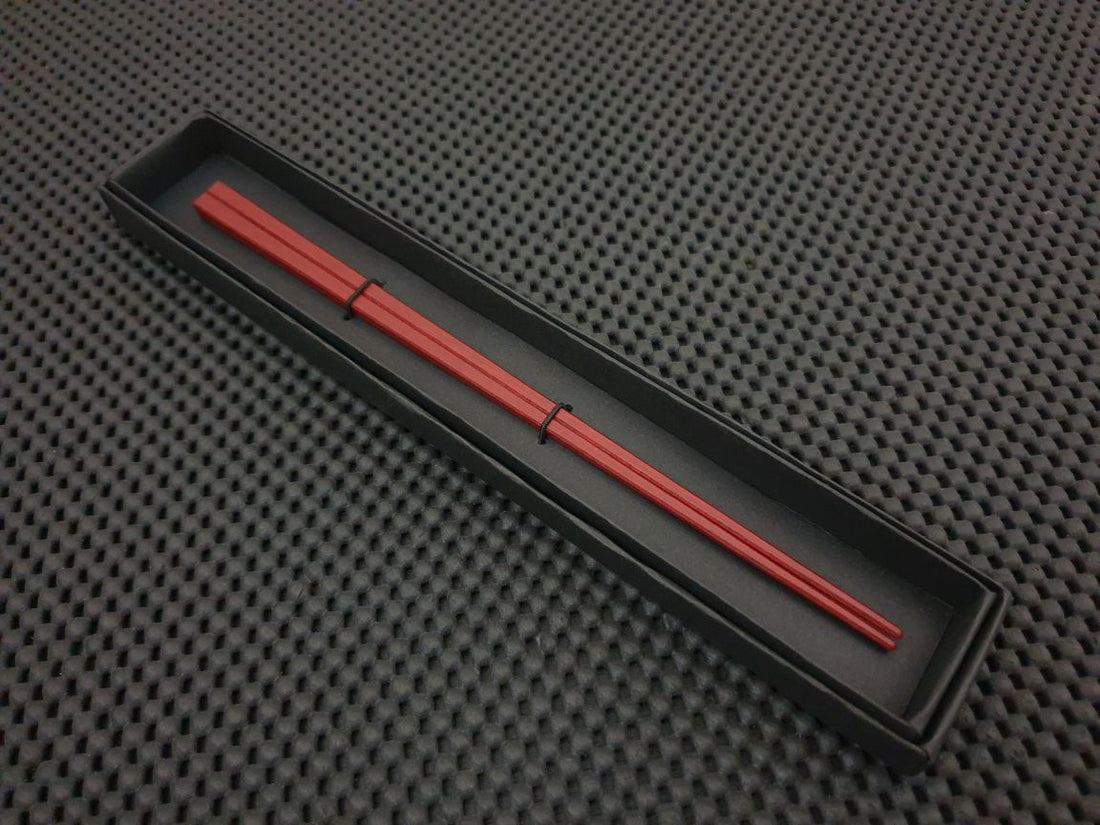 Tomoaki Nakano | Kokutan-Bashi Chopsticks (Black or Red)