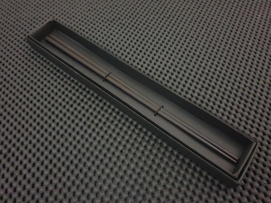 Tomoaki Nakano | Kokutan-Bashi Chopsticks (Black or Red)