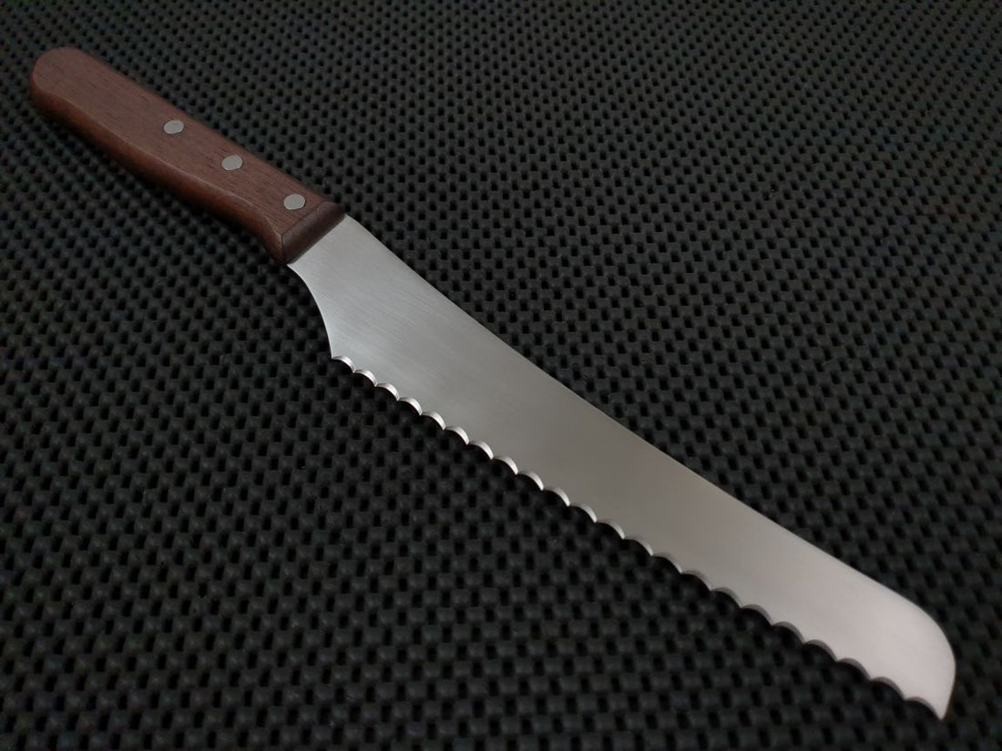 Nisaku Bread Knife