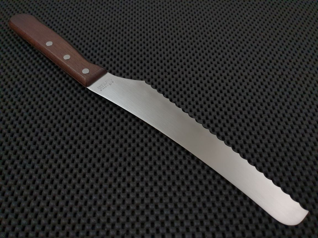 Nisaku Bread Knife
