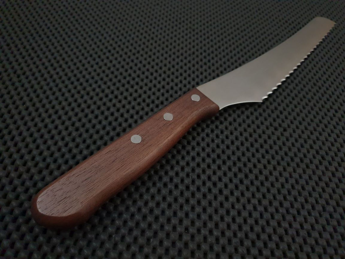 Nisaku Bread Knife