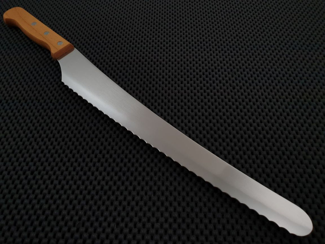 Nisaku Bread Knife