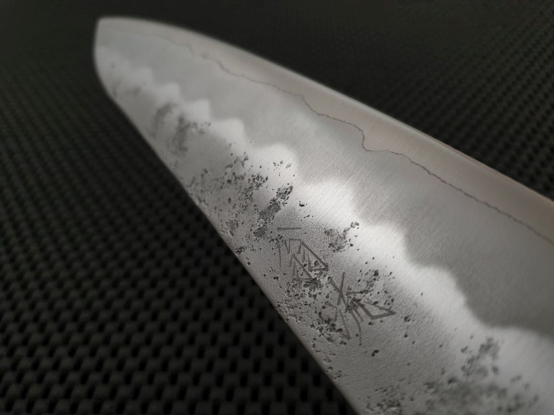 OUL Japanese Santoku Knife