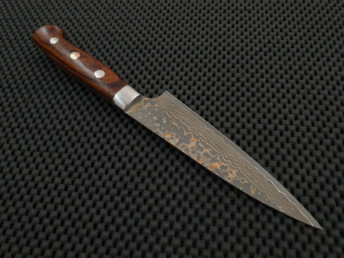 Takeshi Saji Gold Damascus Knife