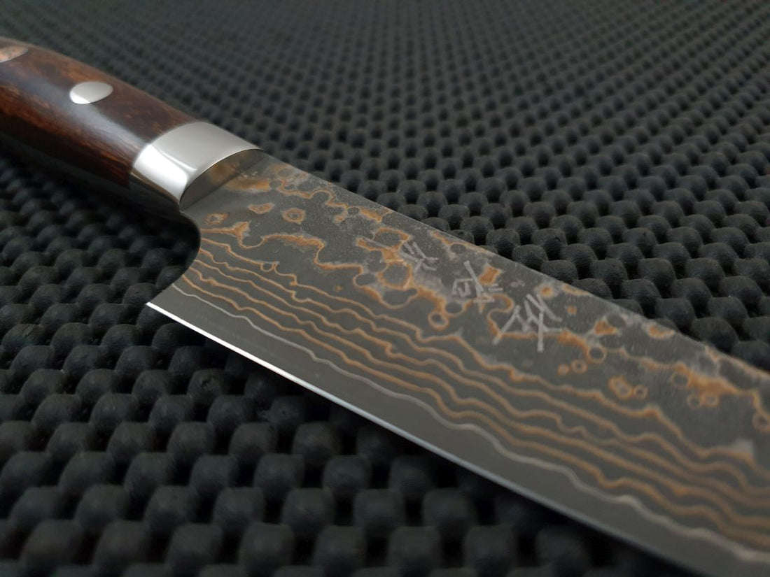 Takeshi Saji Gold Damascus Knife