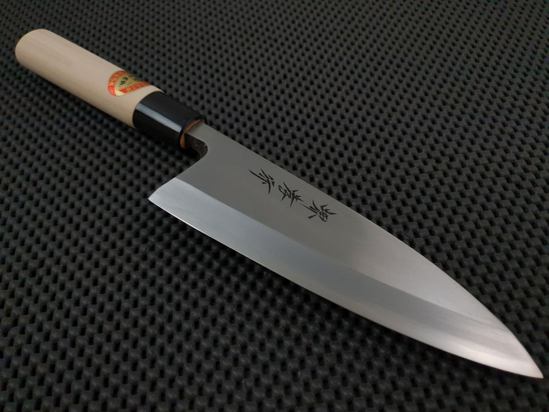 Takayuki 165 Deba Knife Carbon Steel
