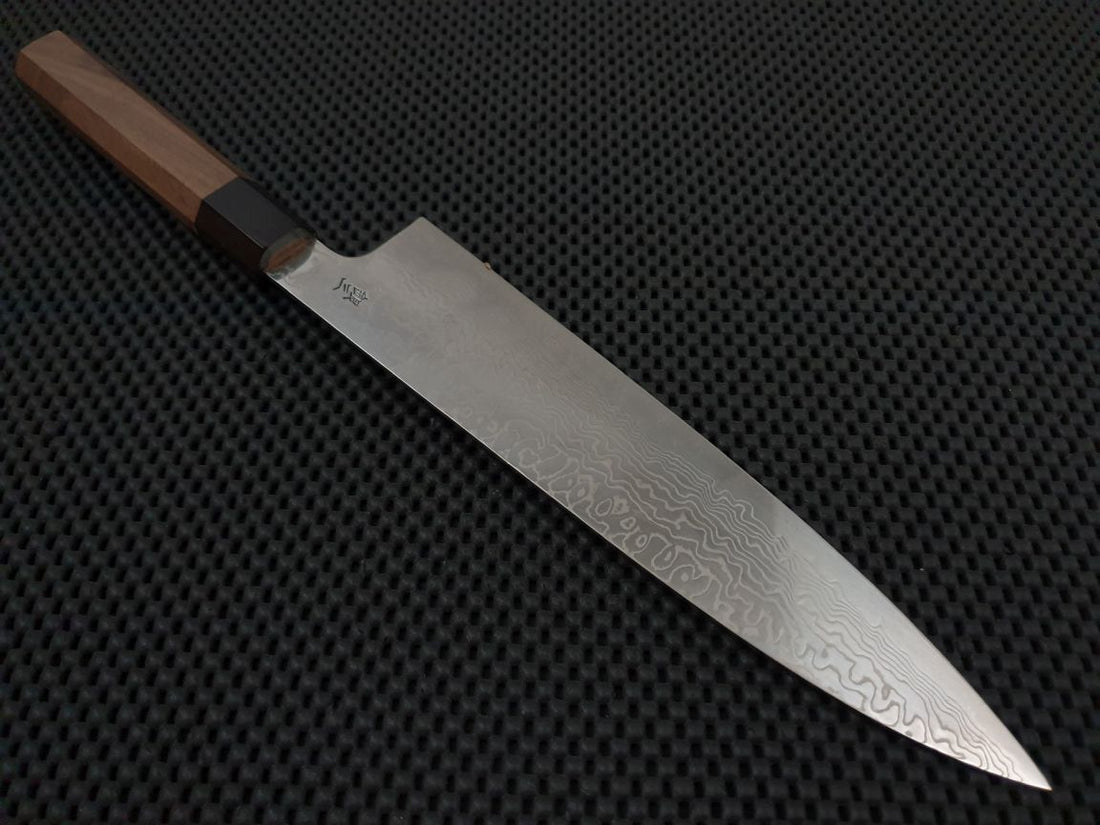 Sukenari Ginsan Damascus | 240 Gyuto Knife (Walnut)