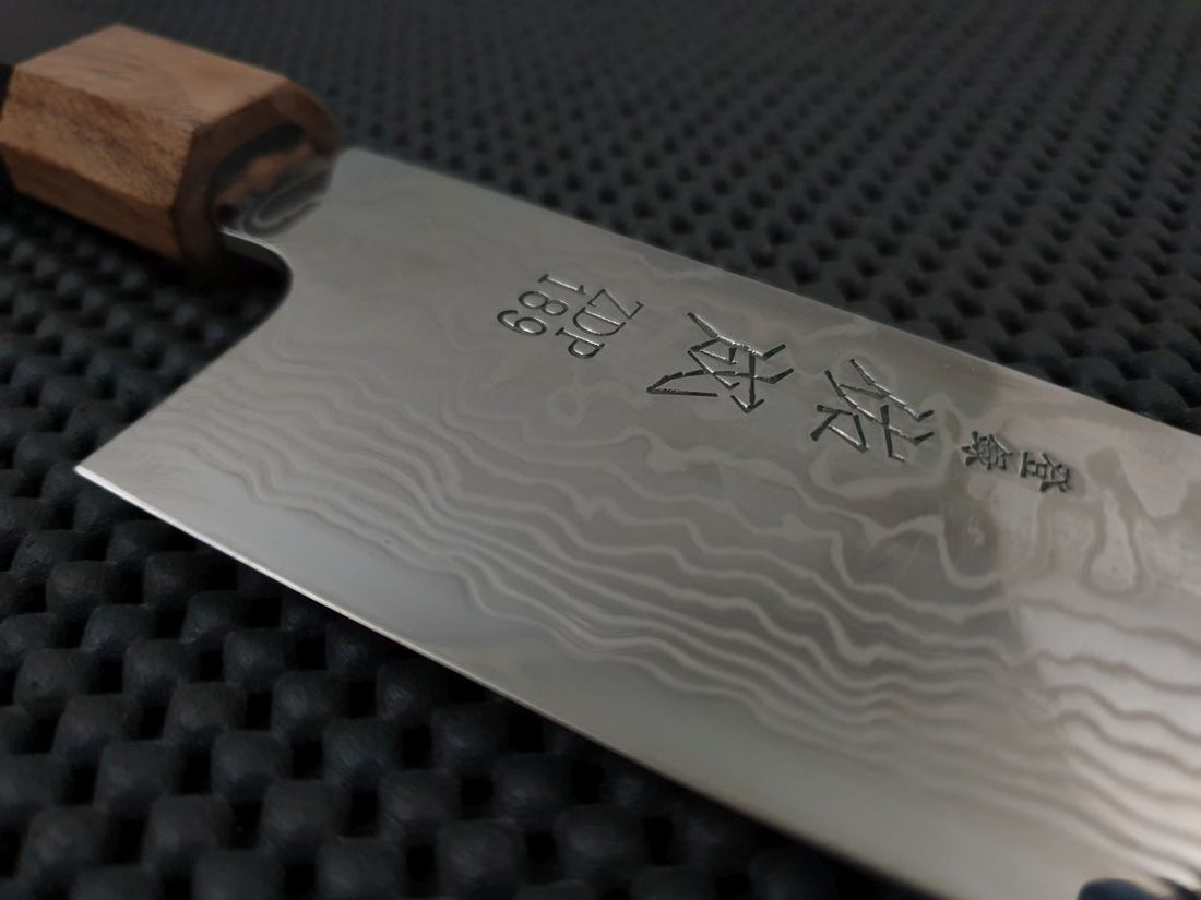 Sukenari ZDP Damascus | 195 Santoku Knife (Ebony) -w/Saya