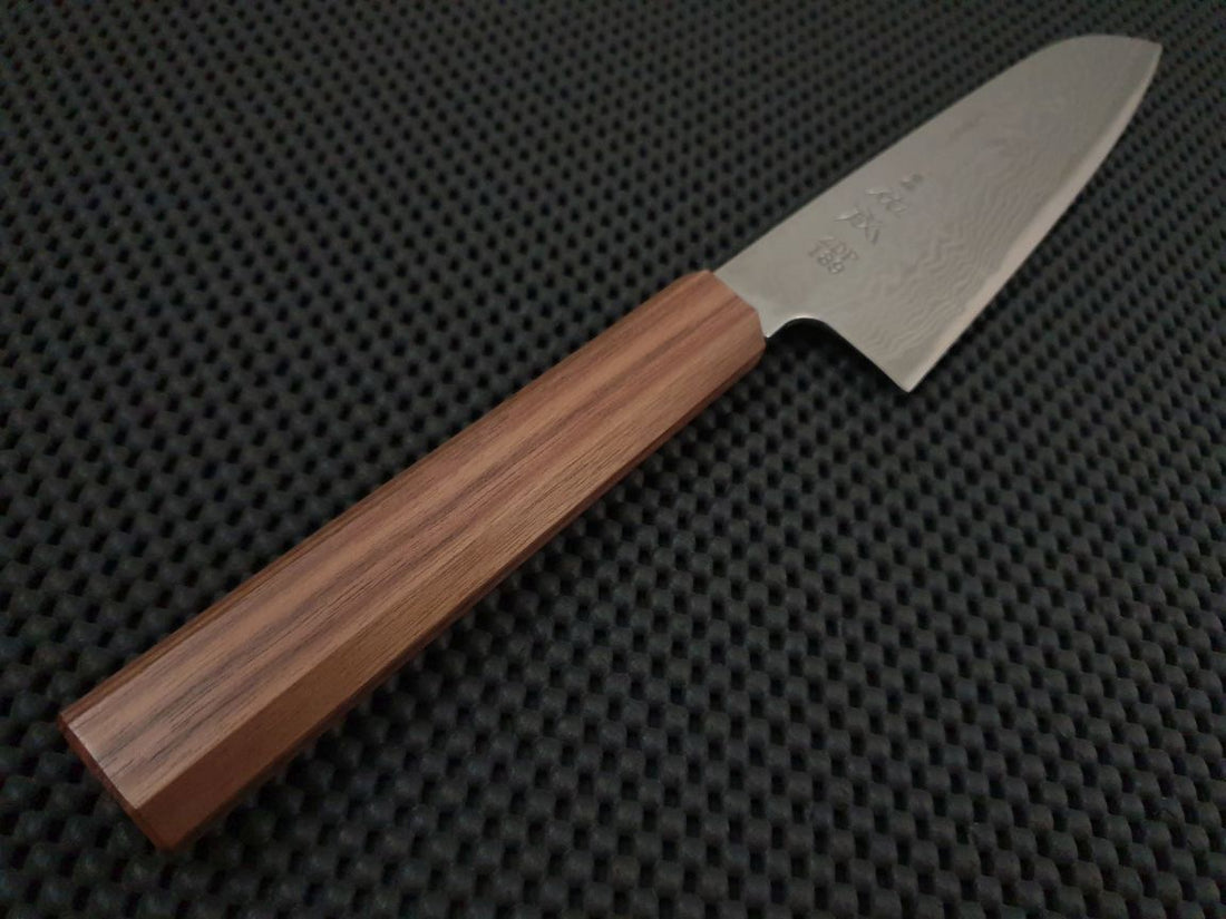 Sukenari ZDP Damascus Santoku Hocho