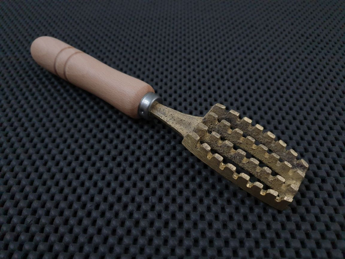 Sakai Takayuki Brass Fish Scaler