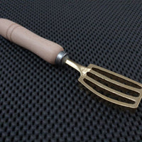 Tsuri Brass Fish Scaler
