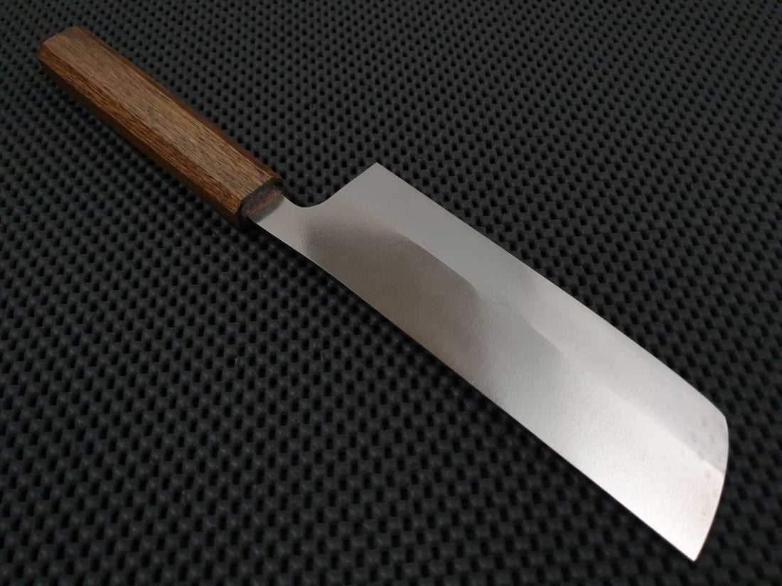 Yu Kurosaki Gekko Nakiri Hocho