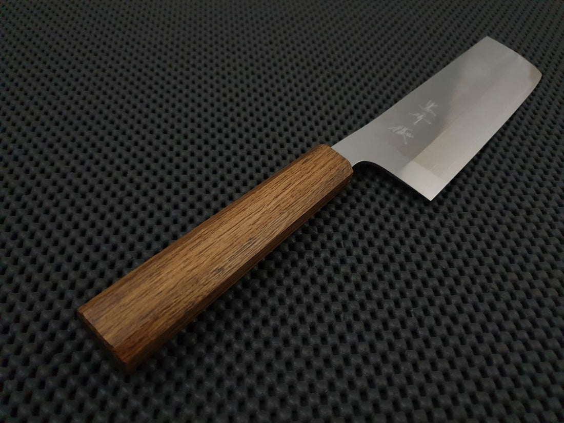 Yu Kurosaki Gekko Nakiri Hocho