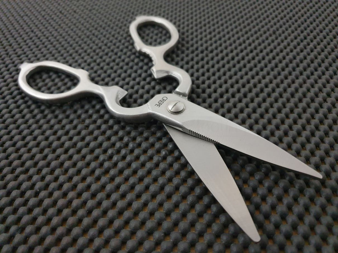 Japanese kitchen scissor for crab SILK
