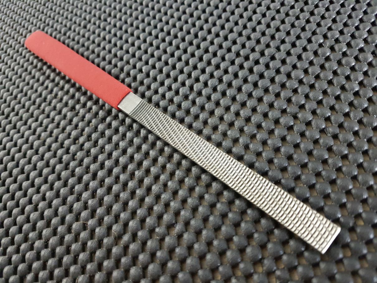 Iwasaki Japanese Rasp | Premium Flat Needle File (Extra Smooth Cut ...