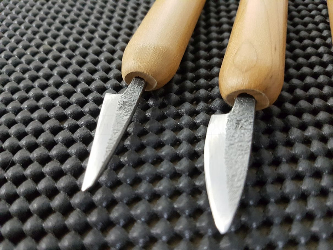 https://protooling.com.au/cdn/shop/products/Japanese_Wood_Carving_Knives_Woodworking_Tools_Japan__008_1100x.jpg?v=1565730111