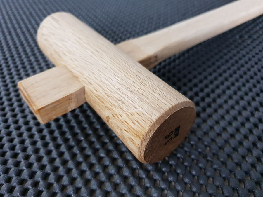 Traditional Japanese Oak Hammer - Gennou / Genno